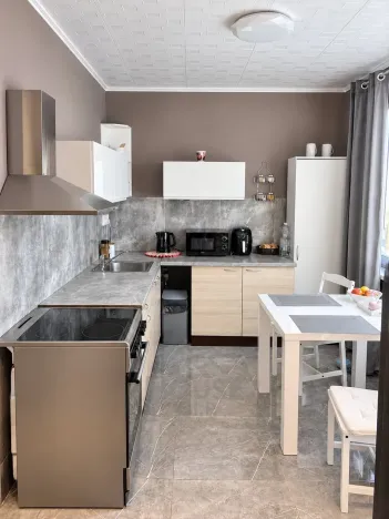 Prodej bytu 3+1, Milovice, Armádní, 60 m2