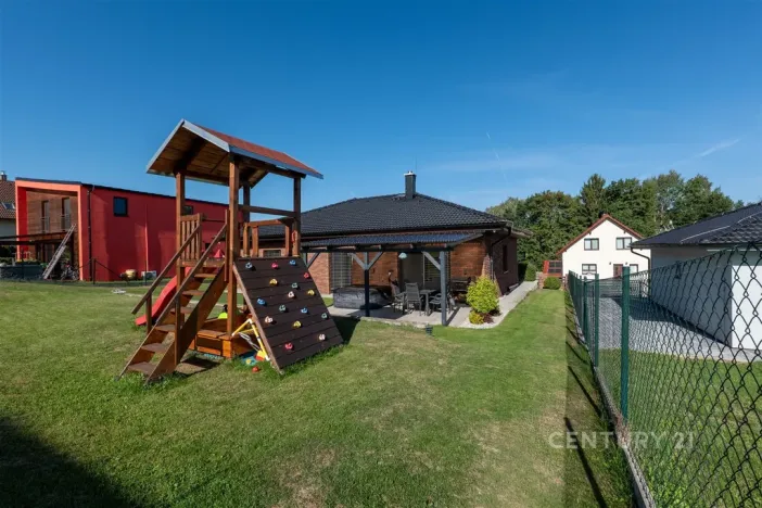 Prodej rodinného domu, Litohlavy, 112 m2