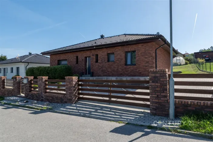 Prodej rodinného domu, Litohlavy, 112 m2
