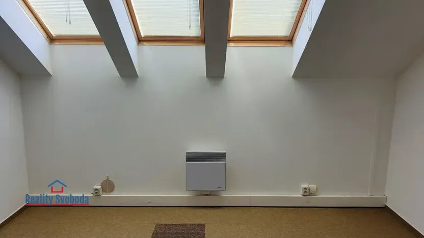 Pronájem kanceláře, Frýdek-Místek, tř. T. G. Masaryka, 19 m2