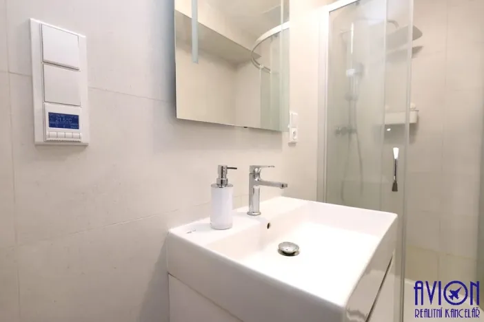 Prodej bytu 2+kk, Praha - Smíchov, Na Neklance, 28 m2