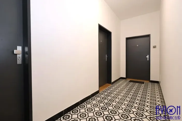 Prodej bytu 2+kk, Praha - Smíchov, Na Neklance, 28 m2