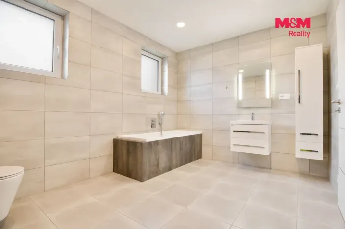 Prodej rodinného domu, Hora Svatého Šebestiána, 87 m2
