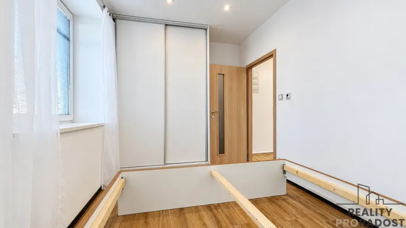Prodej bytu 2+kk, Hodonín, tř. Dukelských hrdinů, 42 m2