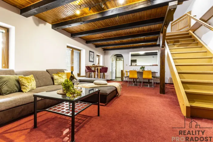 Prodej rodinného domu, Chrášťany - Doubrava, 620 m2