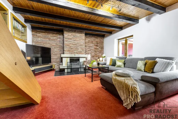 Prodej rodinného domu, Chrášťany - Doubrava, 620 m2