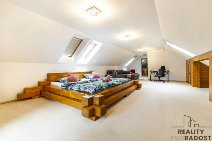 Prodej rodinného domu, Chrášťany - Doubrava, 620 m2