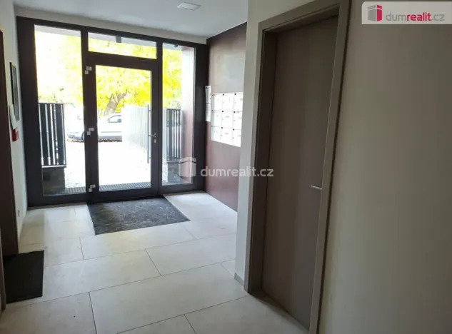 Pronájem bytu 2+kk, Praha - Suchdol, Stehlíkova, 50 m2