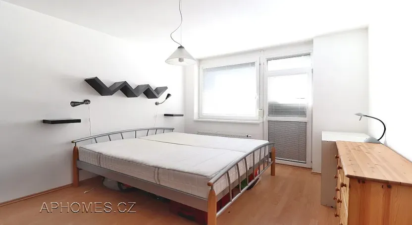 Pronájem bytu 3+kk, Praha - Řepy, Skuteckého, 75 m2