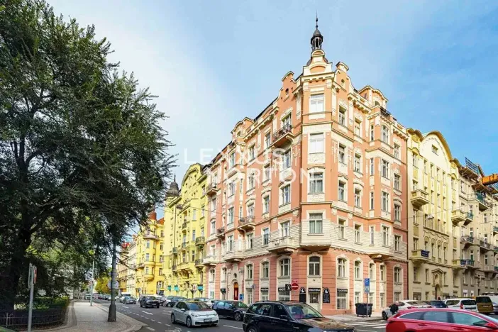 Prodej bytu 4+kk, Praha - Smíchov, Zborovská, 149 m2