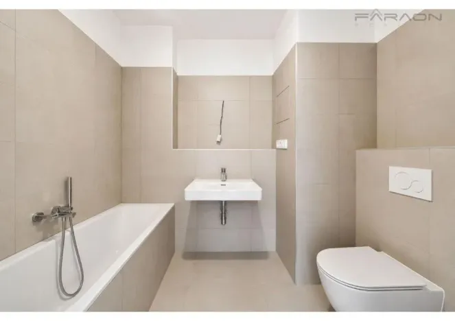 Pronájem bytu 2+kk, Praha - Karlín, Švarcova, 55 m2