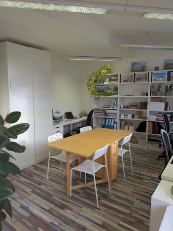 Pronájem kanceláře, Uherské Hradiště, Zelný trh, 18 m2