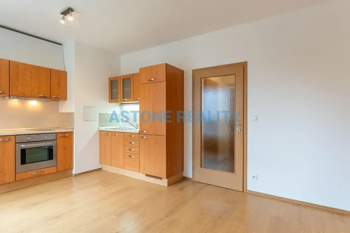 Prodej bytu 1+kk, Praha - Uhříněves, Václava Trojana, 41 m2