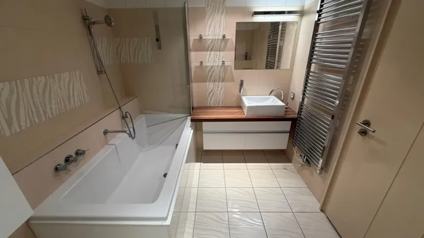 Pronájem bytu 3+kk, Praha - Karlín, Rohanské nábřeží, 133 m2