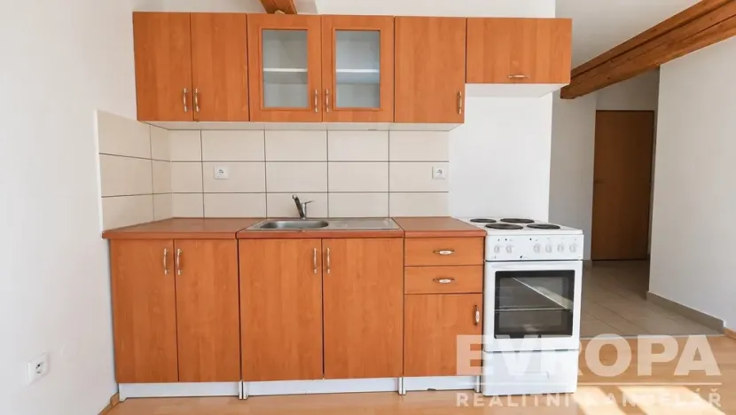 Pronájem bytu 1+kk, Horní Maršov - Temný Důl, Temný Důl, 28 m2