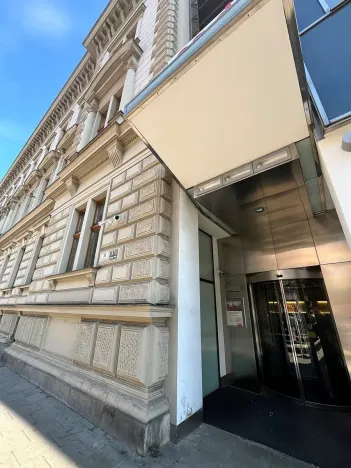 Pronájem kanceláře, Brno, Lidická, 238 m2