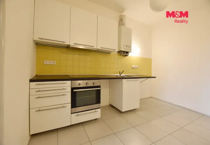 Pronájem bytu 2+1, Hradec Králové, Velké náměstí, 45 m2