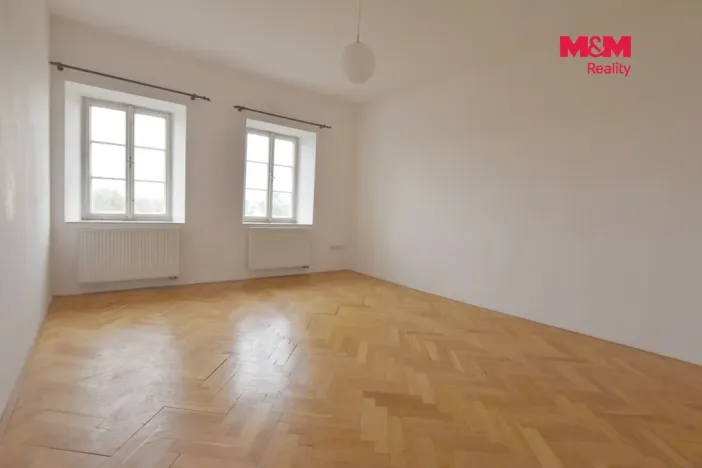 Pronájem bytu 2+1, Hradec Králové, Velké náměstí, 45 m2