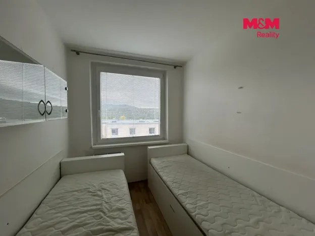 Pronájem bytu 2+kk, Ústí nad Labem - Krásné Březno, Čechova, 48 m2