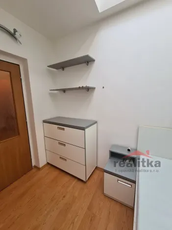 Pronájem bytu 2+1, Opava - Město, U Fortny, 50 m2