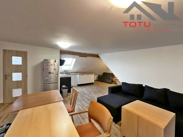 Pronájem bytu 1+kk, Jaroměř - Semonice, 68 m2