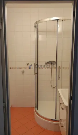 Pronájem bytu 4+kk, Praha, Svojšovická, 80 m2