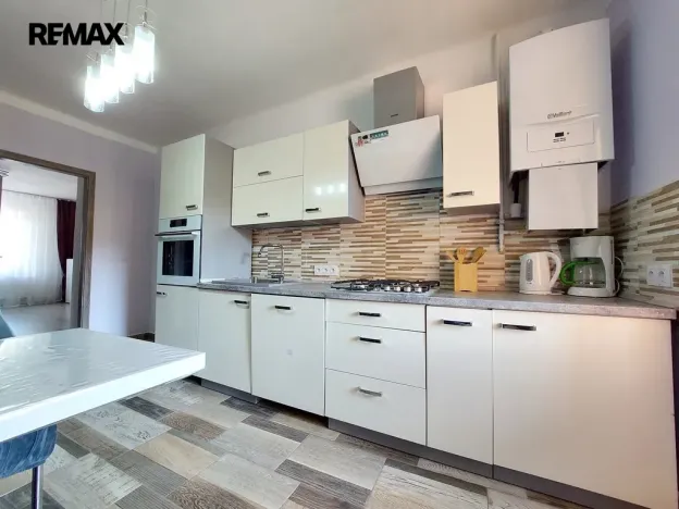 Prodej bytu 2+kk, Karlovy Vary, Západní, 55 m2