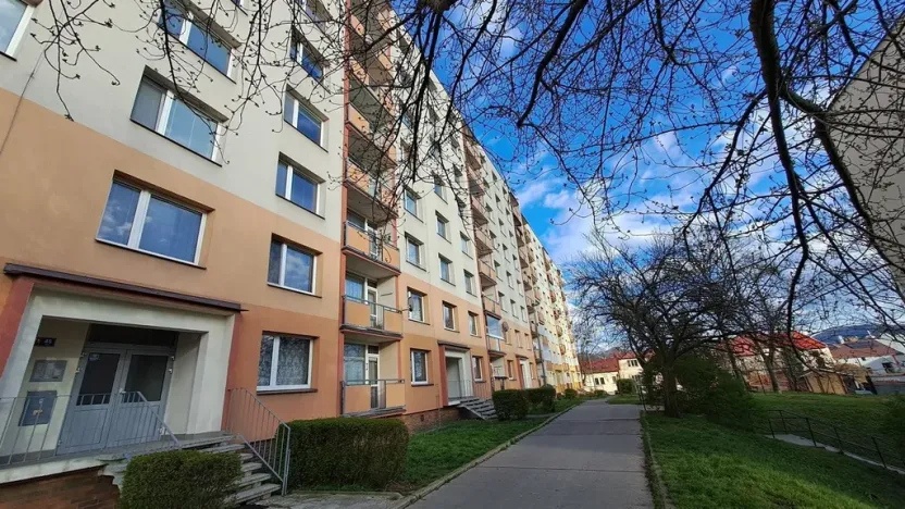 Pronájem bytu 1+kk, Ústí nad Labem - Ústí nad Labem-centrum, Stará, 20 m2
