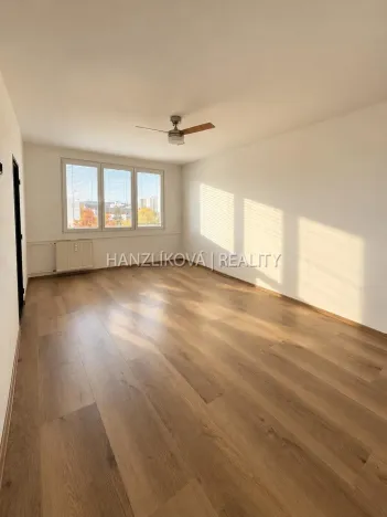 Pronájem bytu 2+1, České Budějovice - České Budějovice 2, J. Opletala, 72 m2