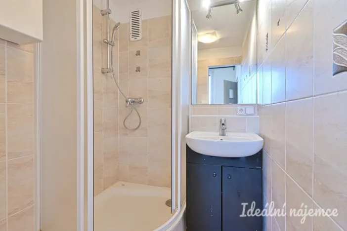 Pronájem bytu 2+1, Šlapanice, Brněnská, 61 m2