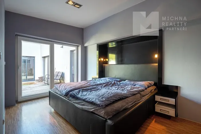 Prodej rodinného domu, Žernovník, 221 m2