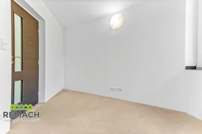 Pronájem bytu 2+kk, Náchod, V Náměrkách, 42 m2