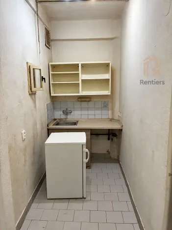 Prodej bytu 1+kk, Praha - Podolí, Sinkulova, 32 m2