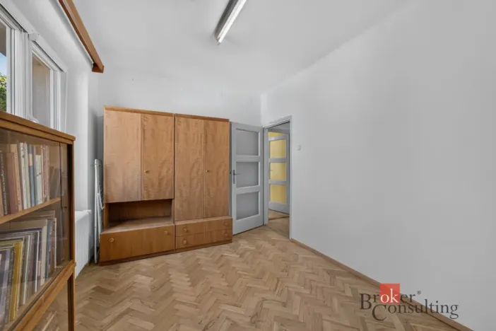 Prodej bytu 3+1, Plzeň - Jižní Předměstí, Arbesova, 71 m2