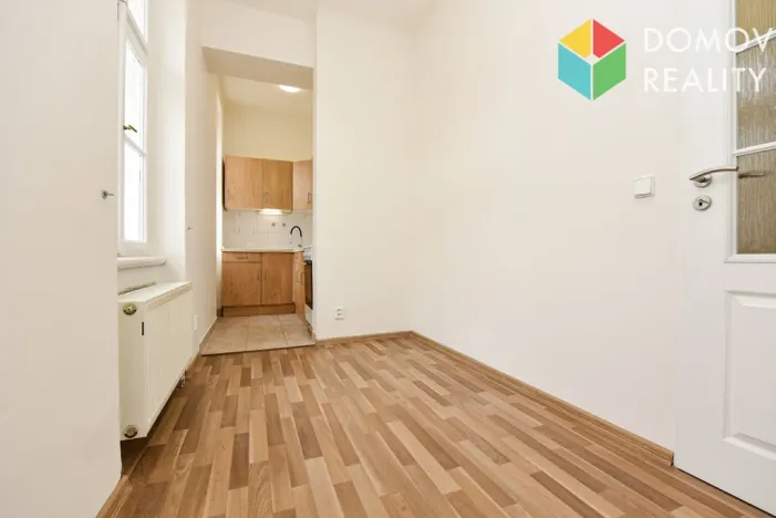 Pronájem bytu 1+1, Králův Dvůr, Bezručova, 39 m2