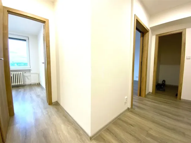 Pronájem bytu 2+kk, Praha - Čimice, Okořská, 39 m2