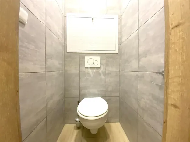 Pronájem bytu 2+kk, Praha - Čimice, Okořská, 39 m2