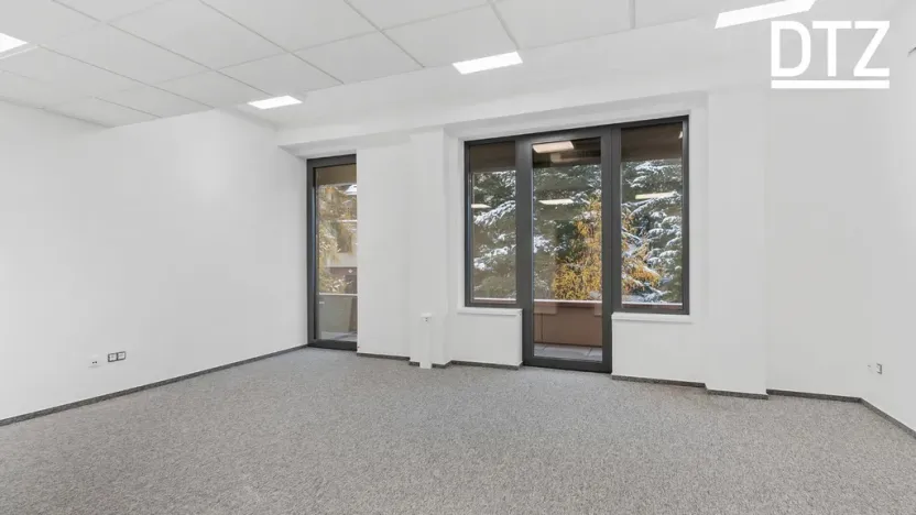 Pronájem kanceláře, Liberec - Liberec II-Nové Město, Chrastavská, 268 m2