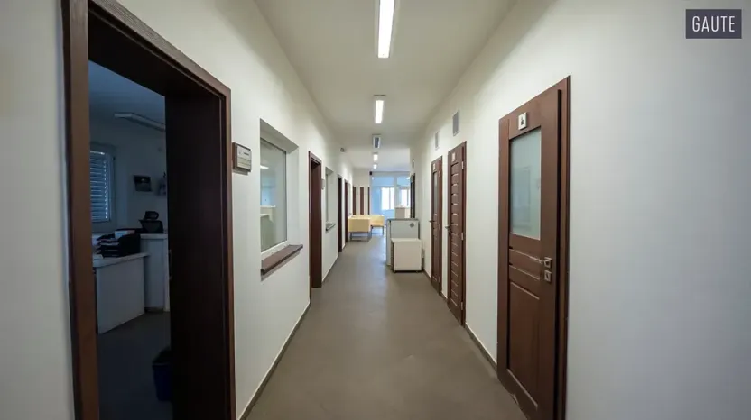 Prodej výrobních prostor, Hranice, 3013 m2