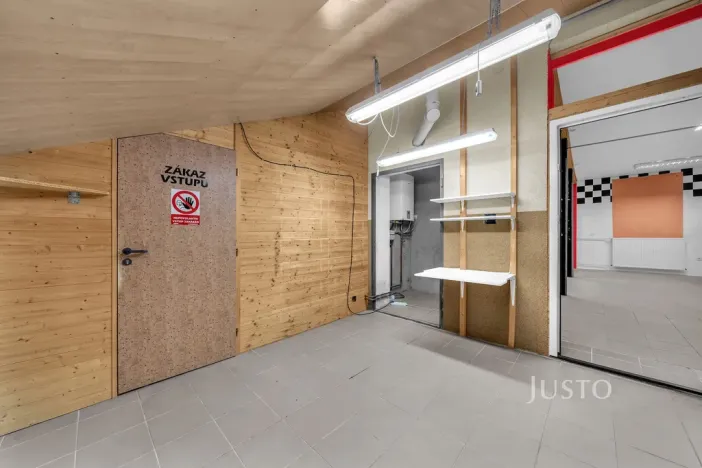 Pronájem obchodního prostoru, Kutná Hora - Hlouška, Benešova, 170 m2