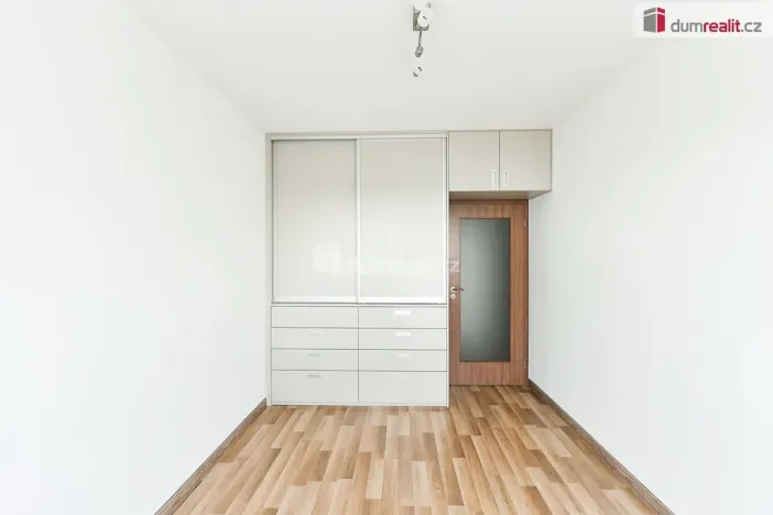 Pronájem bytu 3+kk, Praha - Uhříněves, Václava Trojana, 68 m2