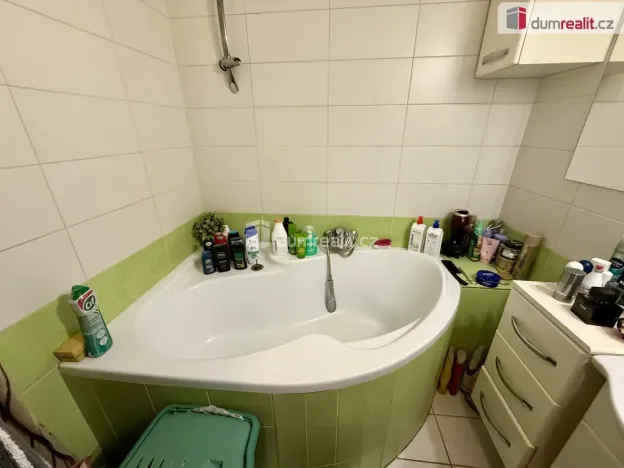 Prodej bytu 2+1, Mariánské Lázně - Úšovice, Skalníkova, 56 m2