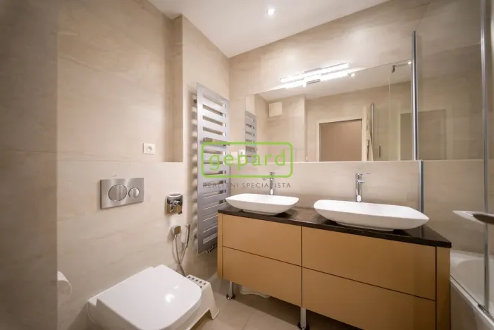 Prodej bytu 4+kk, Praha, Učňovská, 99 m2