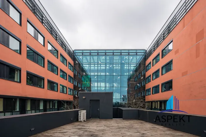 Pronájem kanceláře, Praha - Chodov, Líbalova, 44 m2