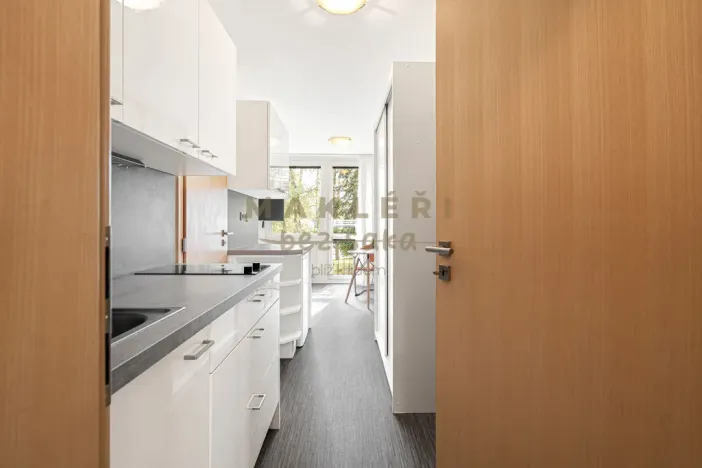 Prodej bytu 4+1, Praha - Kobylisy, Šimůnkova, 77 m2