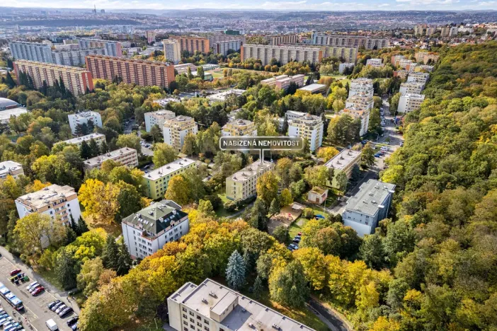 Prodej bytu 4+1, Praha - Kobylisy, Šimůnkova, 77 m2