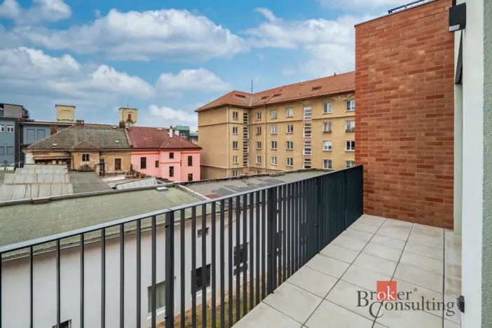 Pronájem bytu 2+kk, Hradec Králové, Na Střezině, 48 m2