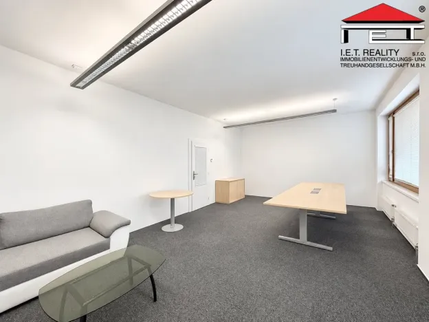 Pronájem kanceláře, Brno, Vídeňská, 272 m2