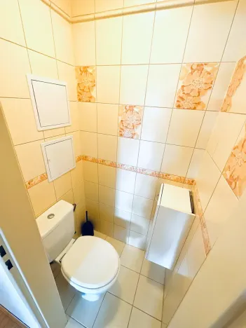 Prodej bytu 3+1, Karlovy Vary, Šmeralova, 87 m2