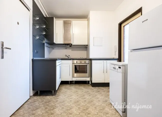 Pronájem bytu 2+kk, Praha - Čakovice, Cukrovarská, 40 m2